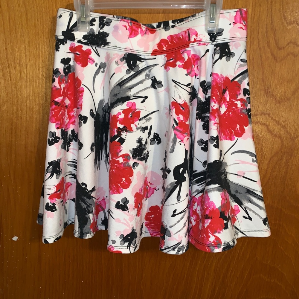 Flower mini skirt